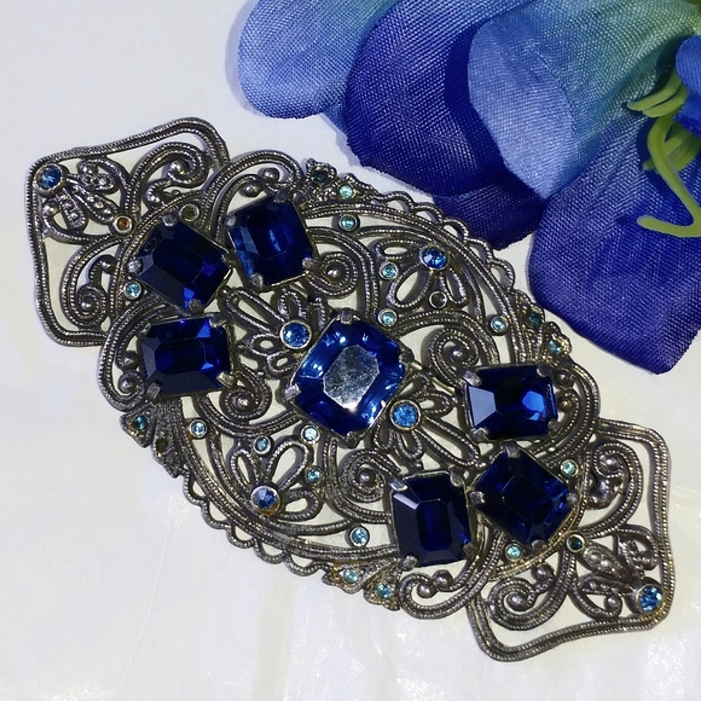 HUGE ART DECO STYLE FILIGREE PIN - ROYAL BLUE GLASS STONES - OVER 3" WIDE